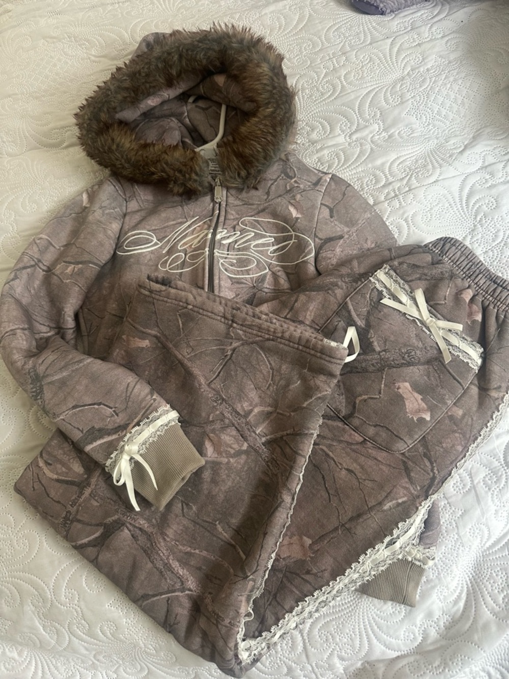 named collective matching camo set